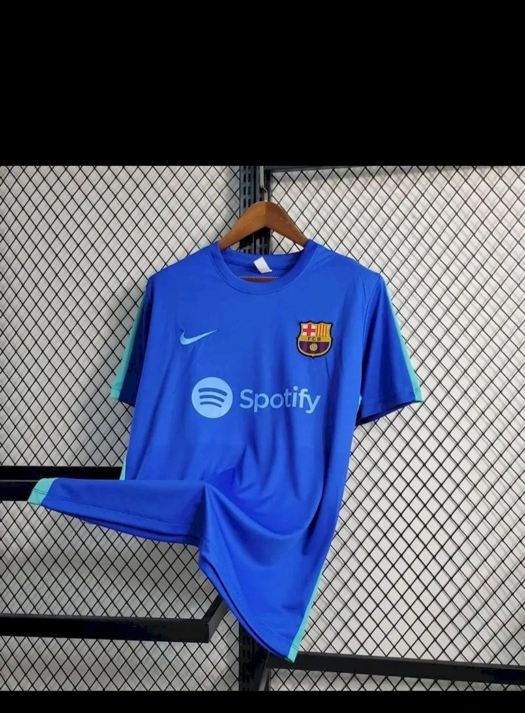 Barcelona 2024/25 Training Azul