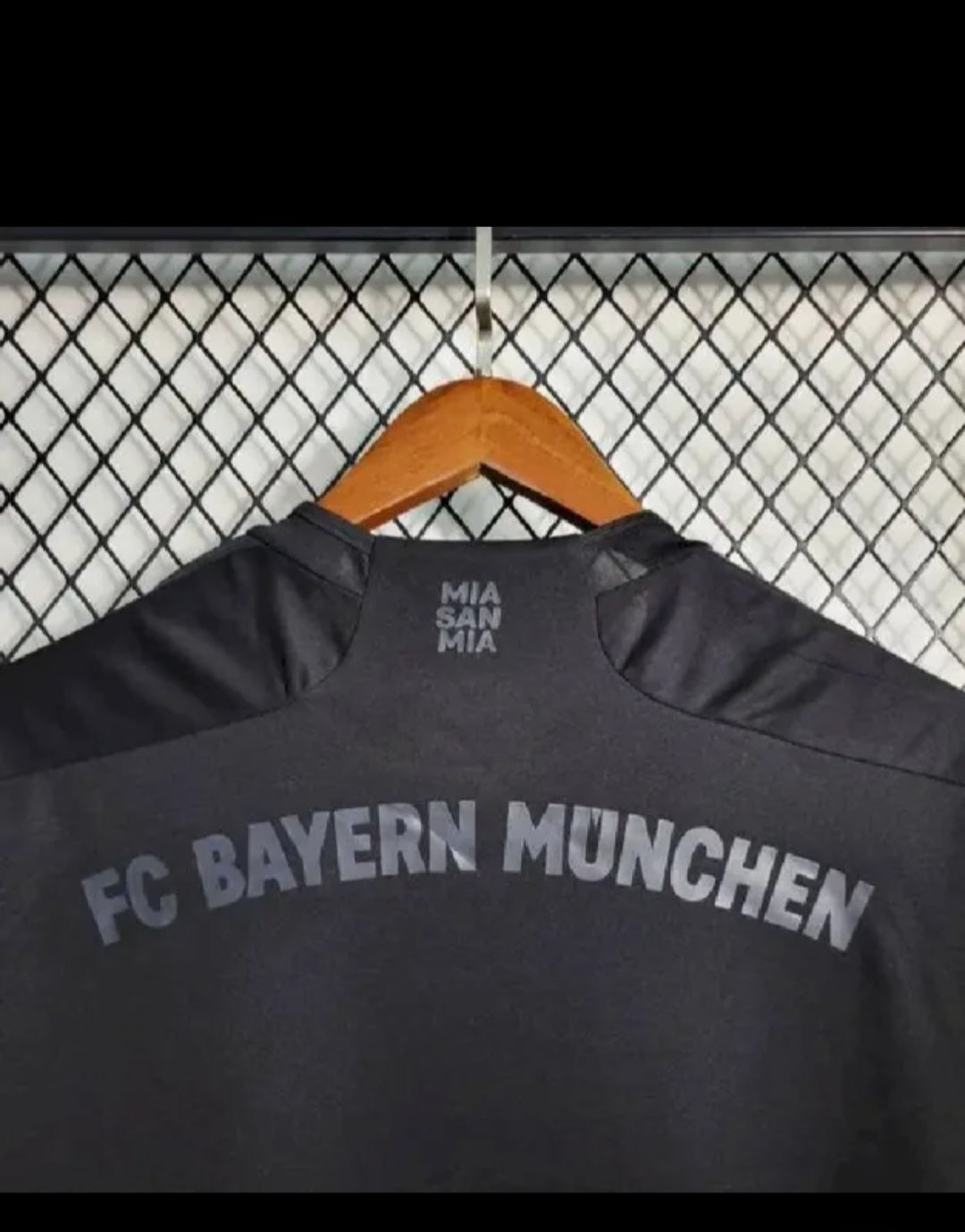 Bayern Munchen série Black